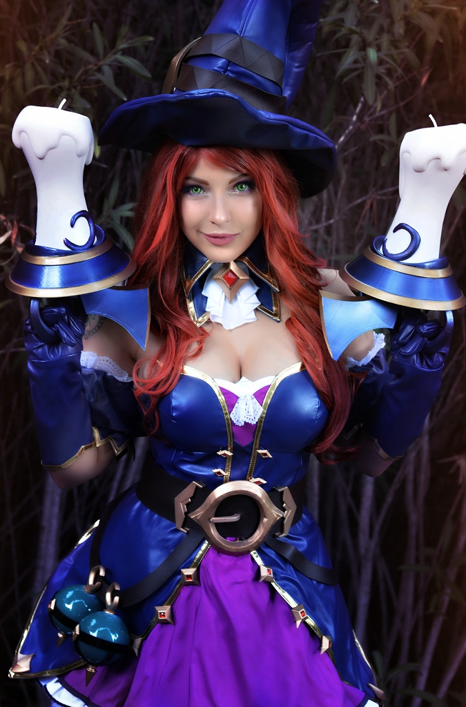 Shermie – Bewitching Miss Fortune photo 1-0