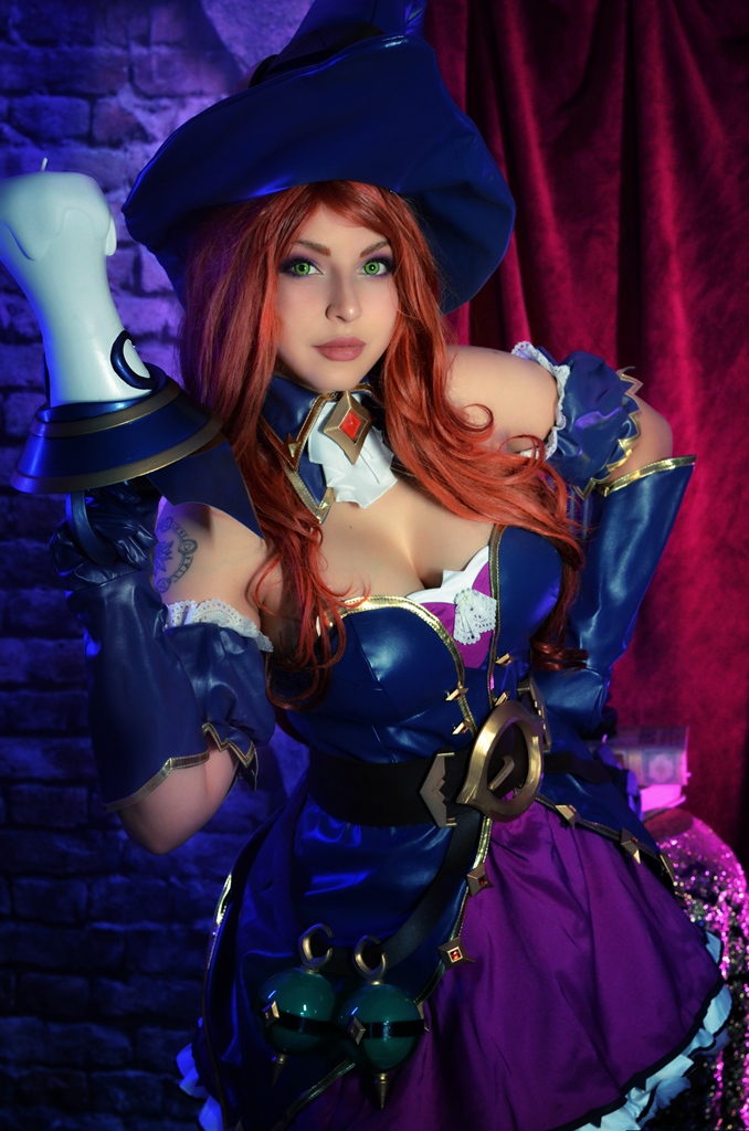 Shermie – Bewitching Miss Fortune photo 1-1