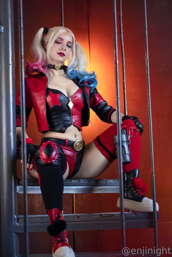 Enji Night – Harley Quinn photo 2-2