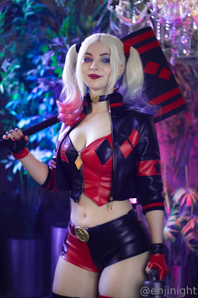 Enji Night – Harley Quinn photo 1-6