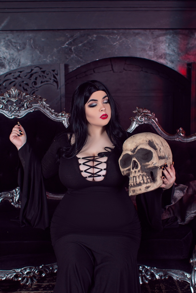 Marie Bunny – Morticia Addams photo 1-0