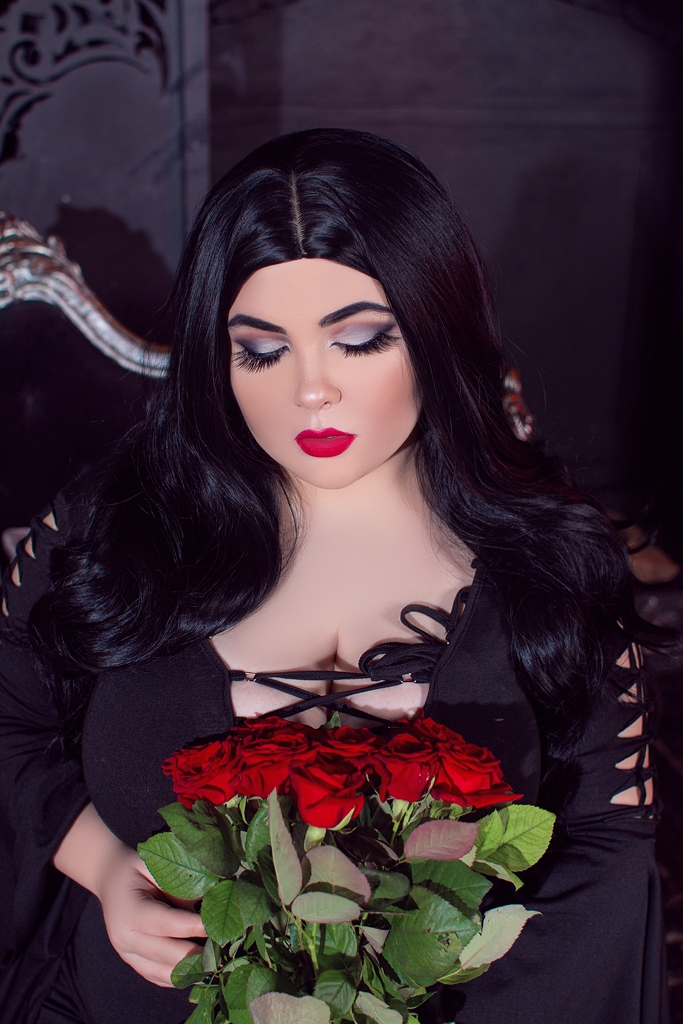 Marie Bunny – Morticia Addams photo 1-3