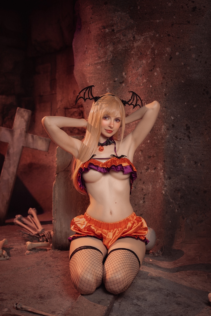 PeachMilky – Marin Kitagawa Halloween photo 1-13