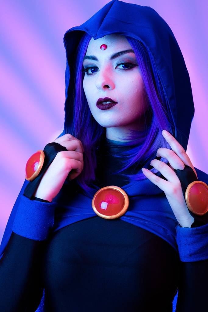 Valentina Kryp – Raven photo 1-1
