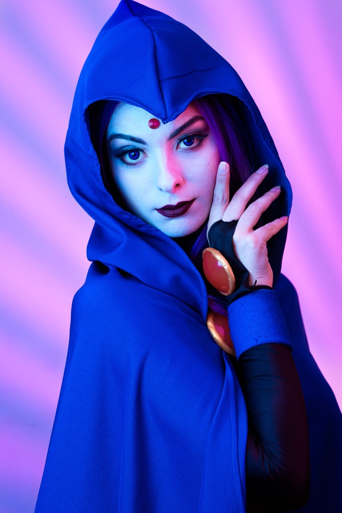 Valentina Kryp – Raven photo 1-3