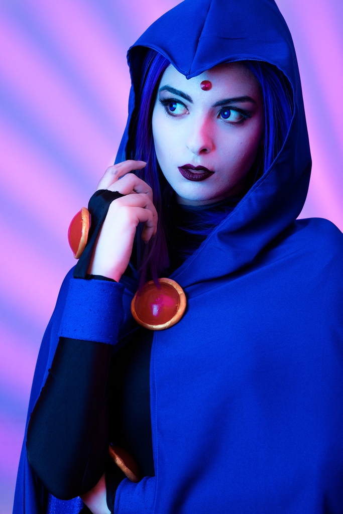 Valentina Kryp – Raven photo 1-5