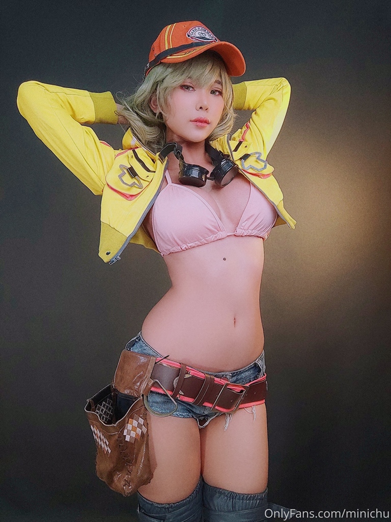 Minichu – Cindy Aurum photo 1-2