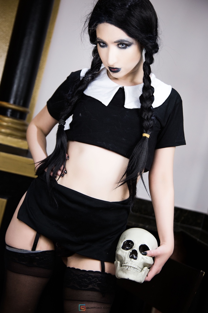 Kitty Honey – Wednesday Addams (mitaku.net) photo 1-2