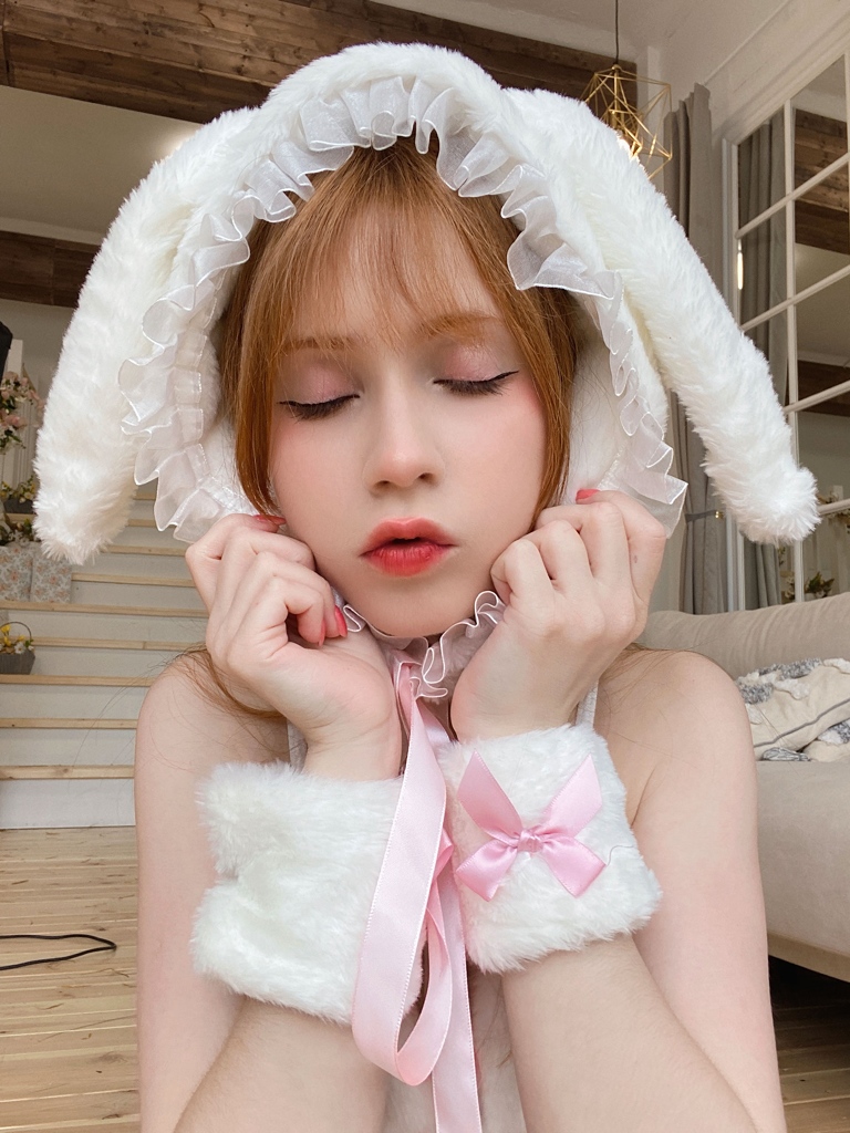 Hackee – Easter Bunny (mitaku.net) photo 1-1