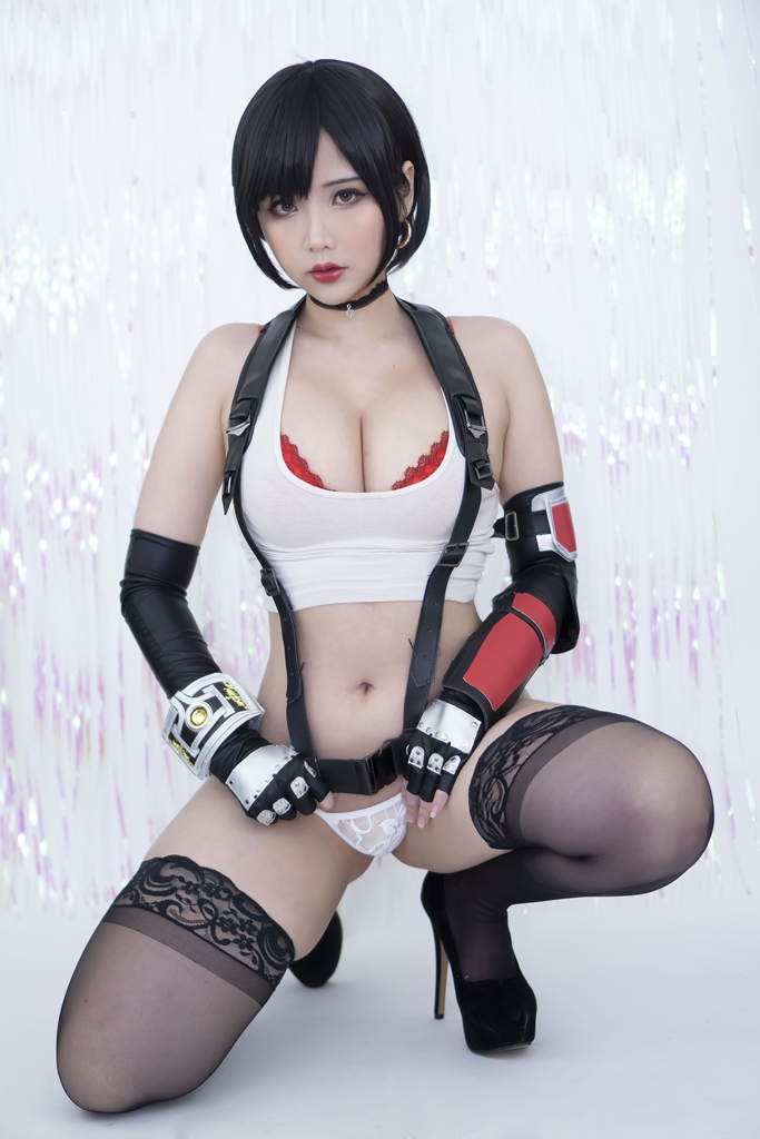 Hana Bunny – Ada Wong in Tifa Outfit Sexy Cosplay