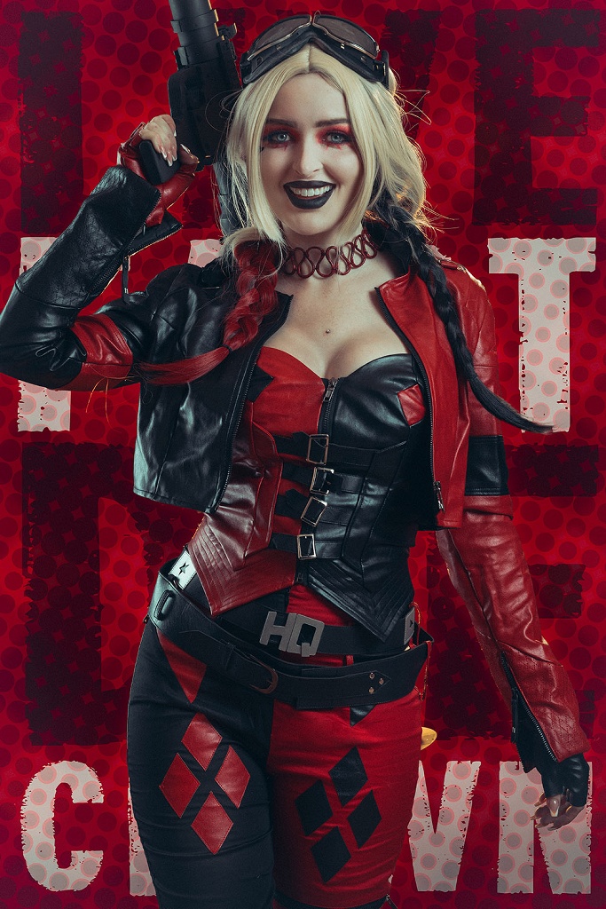 Kristen Lanae – Harley Quinn (mitaku.net) photo 1-0