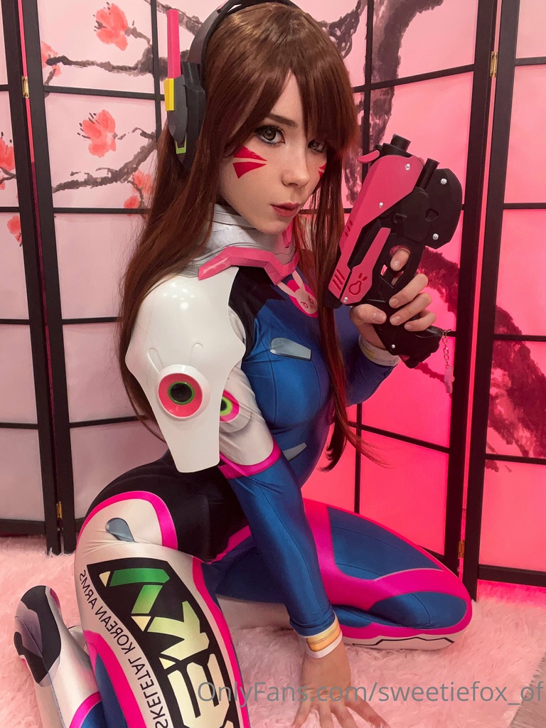 Sweetie Fox – D.Va (mitaku.net) photo 1-6