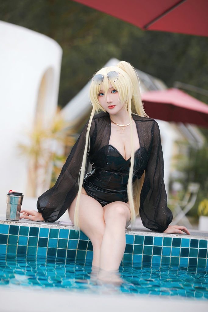 Guaxichan 瓜希酱 – Bismarck Zwei Crystal-Clear Holiday (mitaku.net) photo 1-3