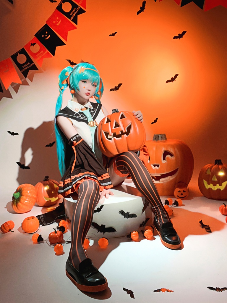 Hoshilily 星之迟迟 – Hatsune Miku Halloween (mitaku.net) photo 2-5