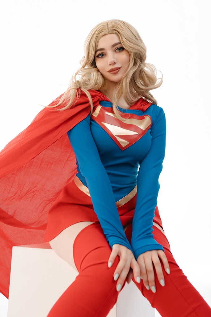 Alina Becker – Supergirl /mitaku.net/ photo 1-4