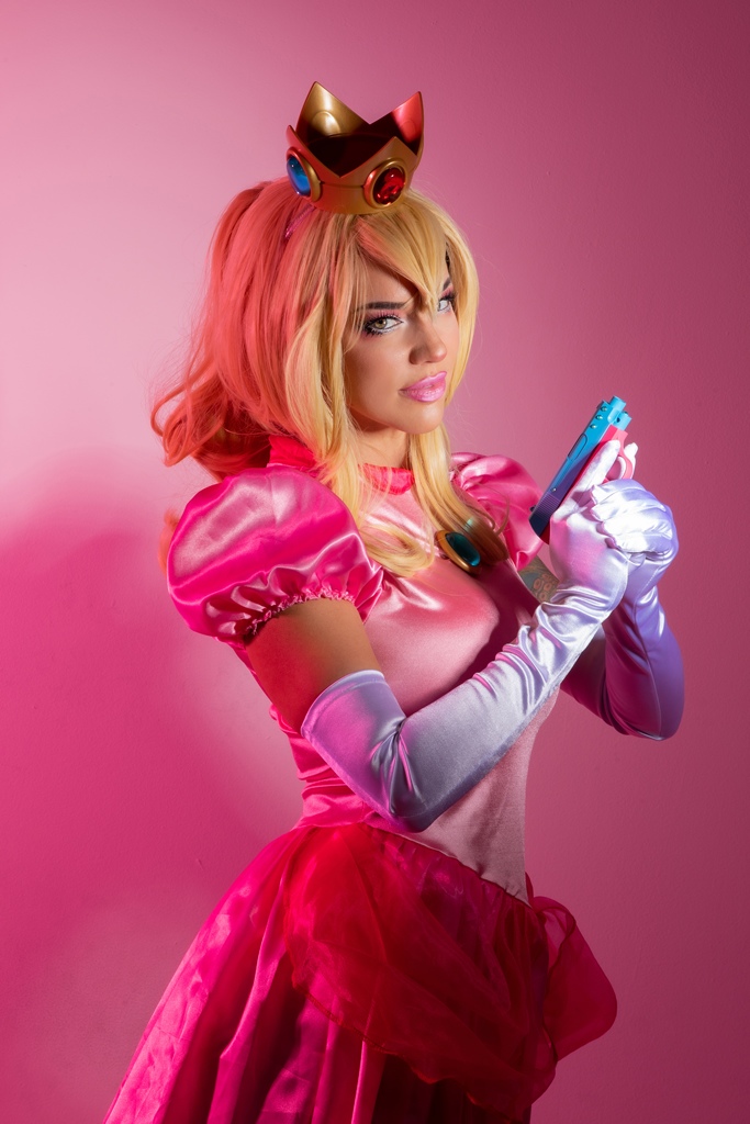 Alex Zedra – Princess Peach /mitaku.net/ photo 1-6