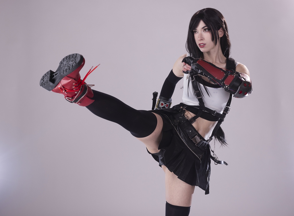 Morgan Le Foy – Tifa Sexy Cosplay