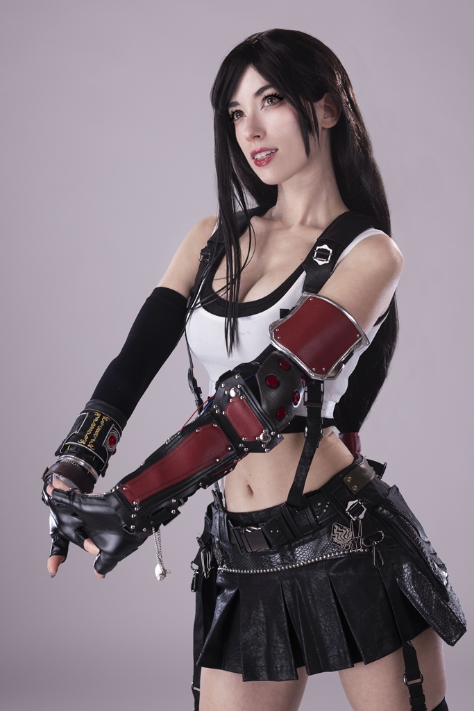 Morgan Le Foy – Tifa Sexy Cosplay