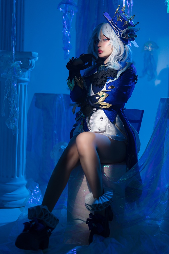 Umeko J – Furina Sexy Cosplay