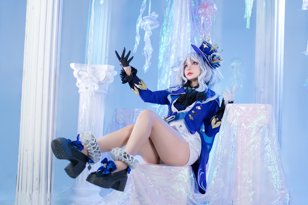 Umeko J – Furina Sexy Cosplay