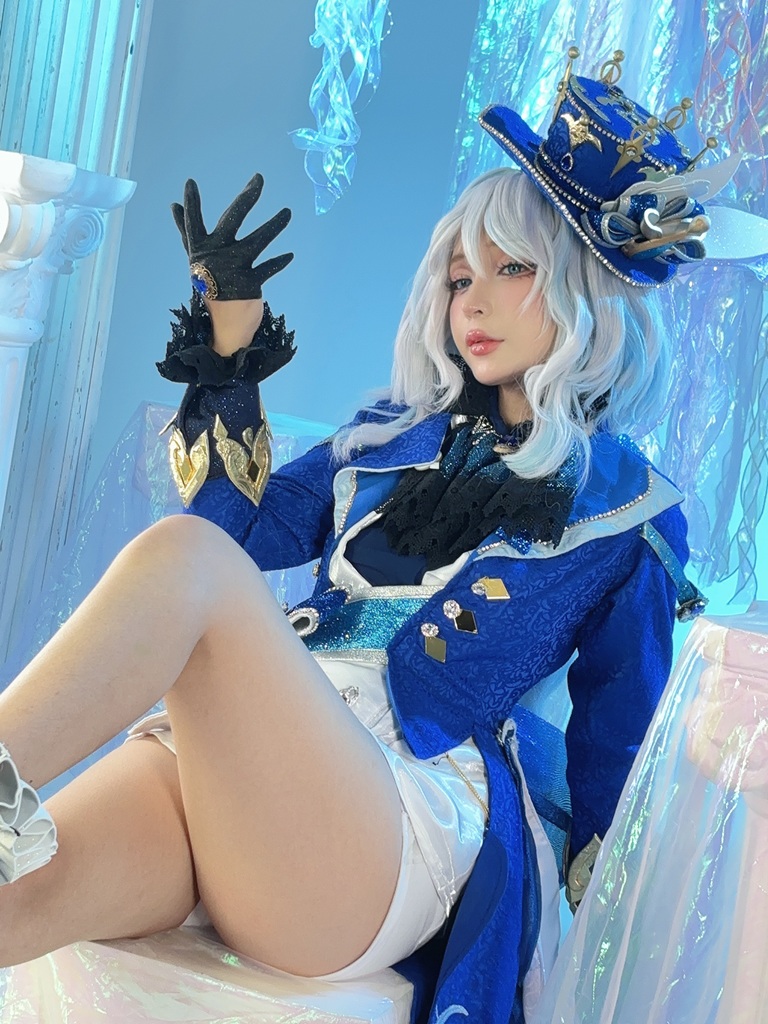 Umeko J – Furina Sexy Cosplay