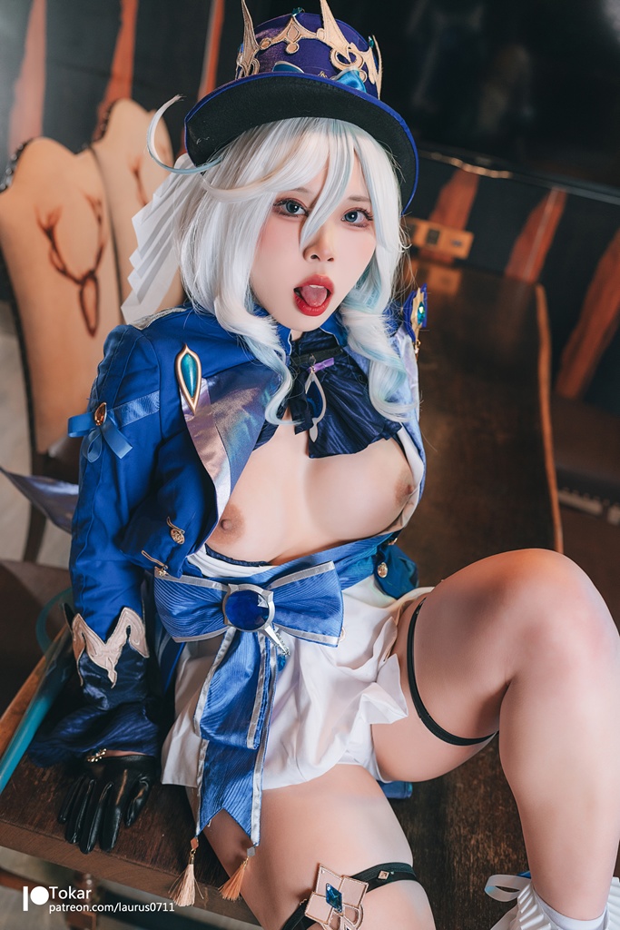 Tokar 浵卡 – Furina Sexy Cosplay