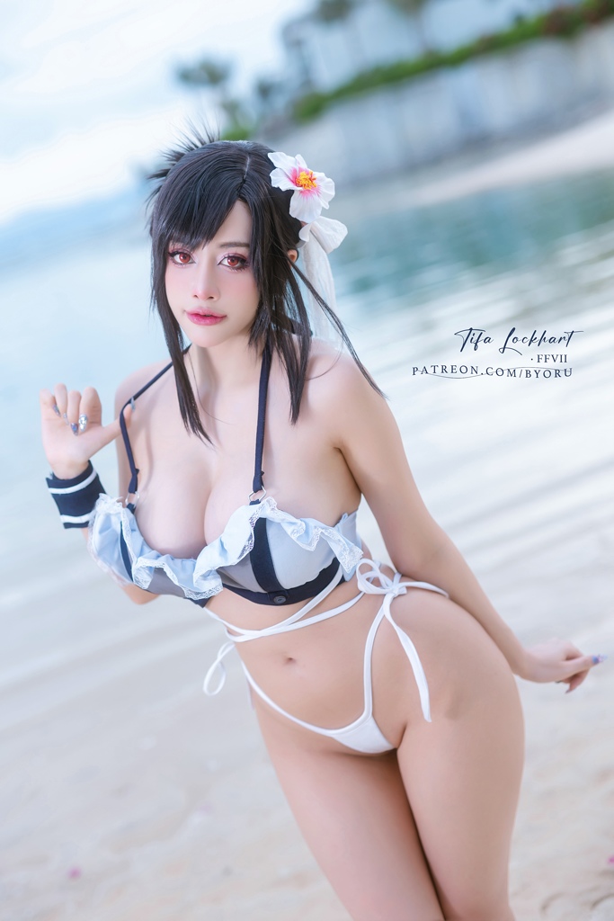 Byoru – Tifa Bikini Sexy Cosplay