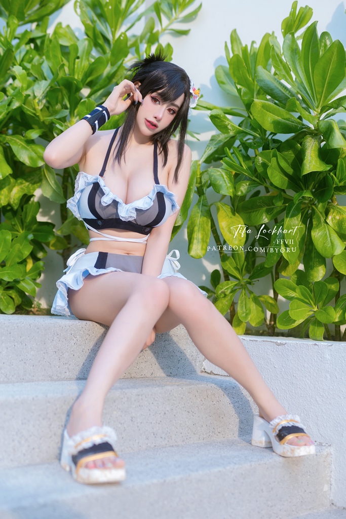 Byoru – Tifa Bikini Sexy Cosplay