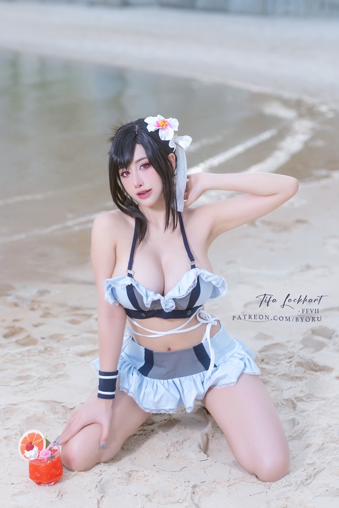 Byoru – Tifa Bikini Sexy Cosplay