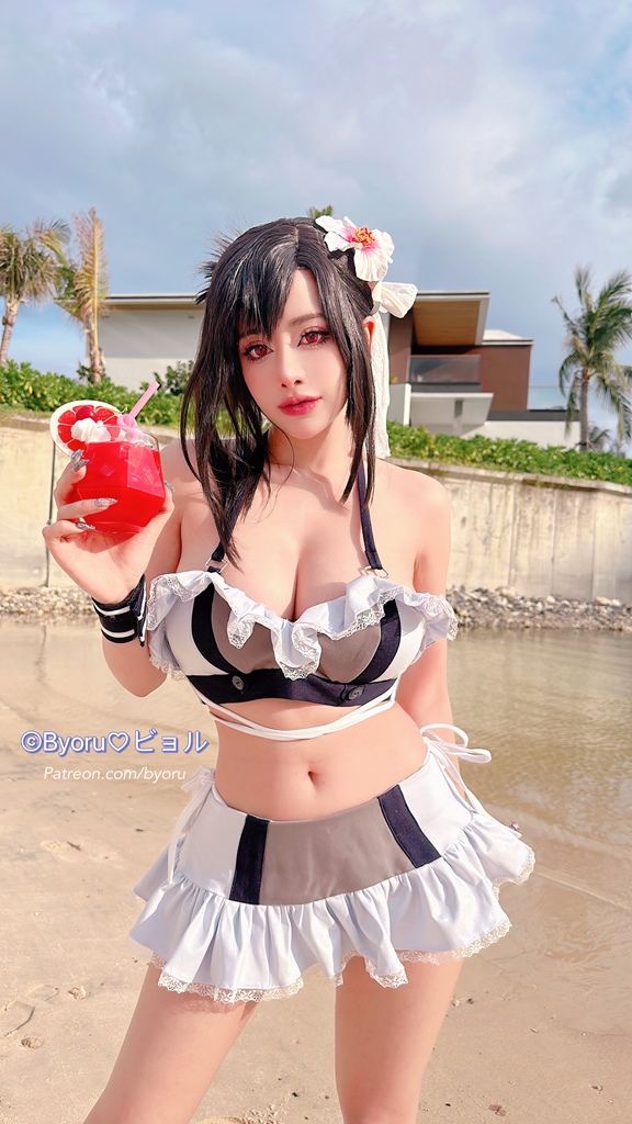 Byoru – Tifa Bikini Sexy Cosplay