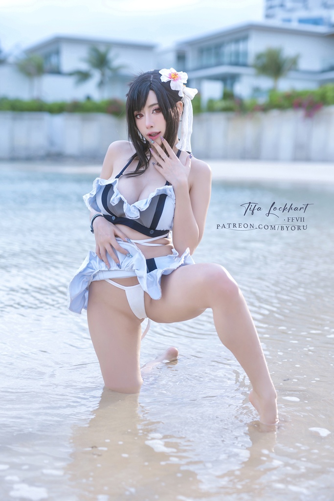 Byoru – Tifa Bikini Sexy Cosplay