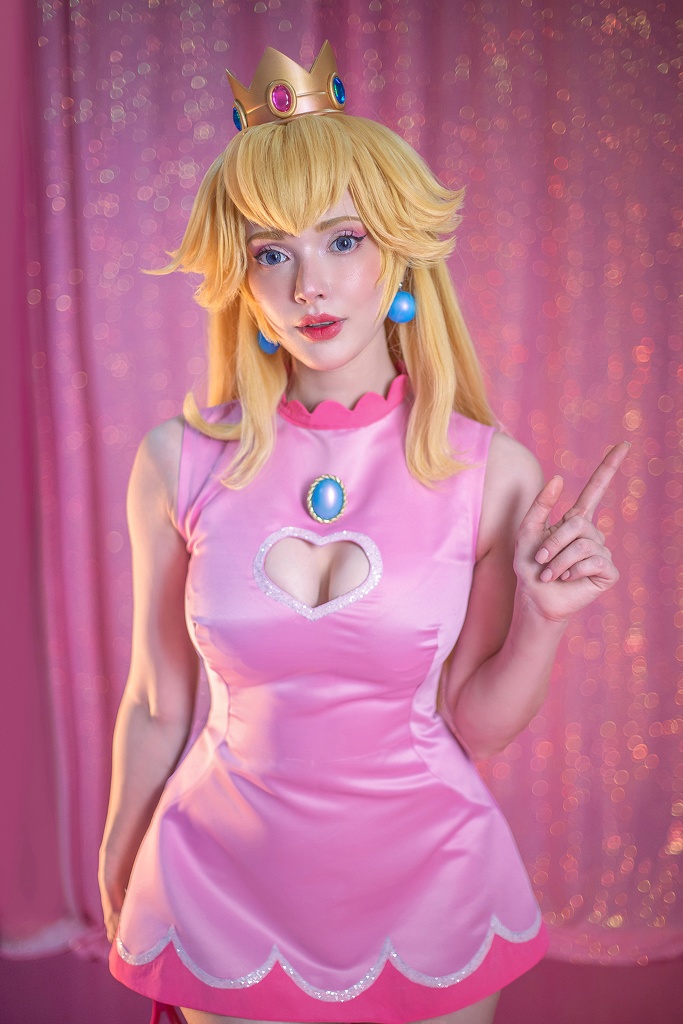 Sai Westwood (Misaki Sai) – Princess Peach /mitaku.net/ photo 1-2