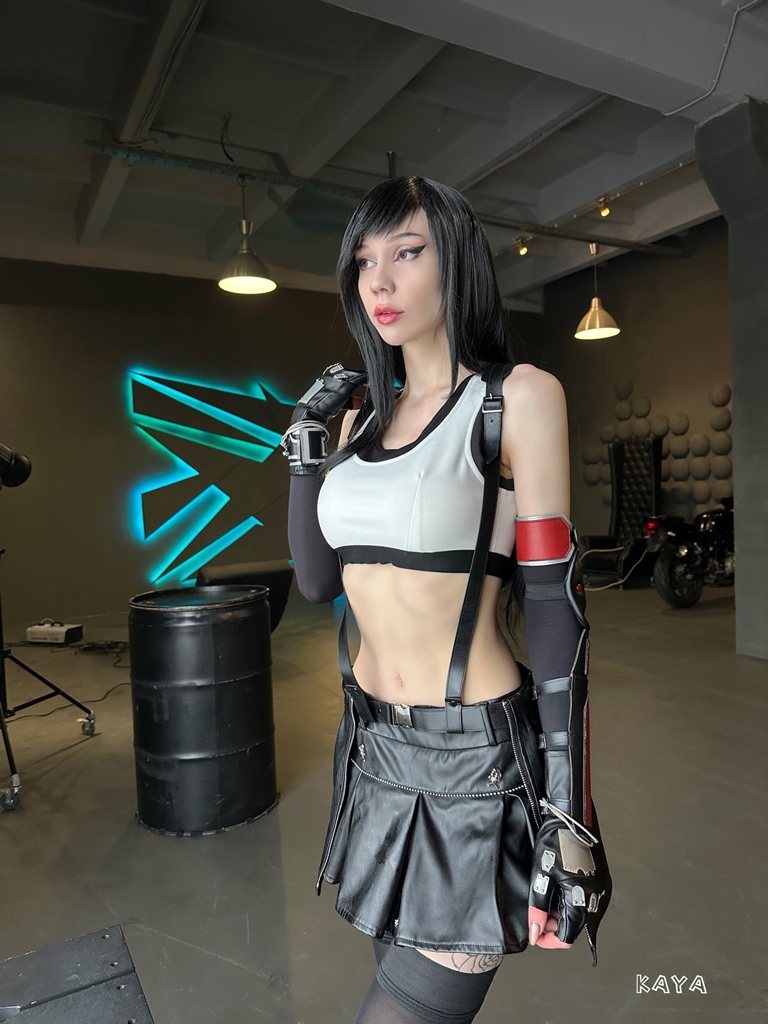 Kaya Nilson – Tifa Sexy Cosplay