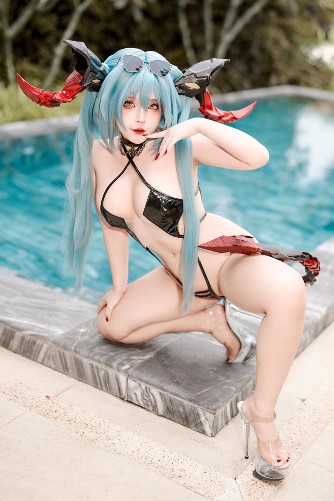 Sayo Momo – Regensburg Bikini (Azur Lane) /mitaku.net/ photo 1-4