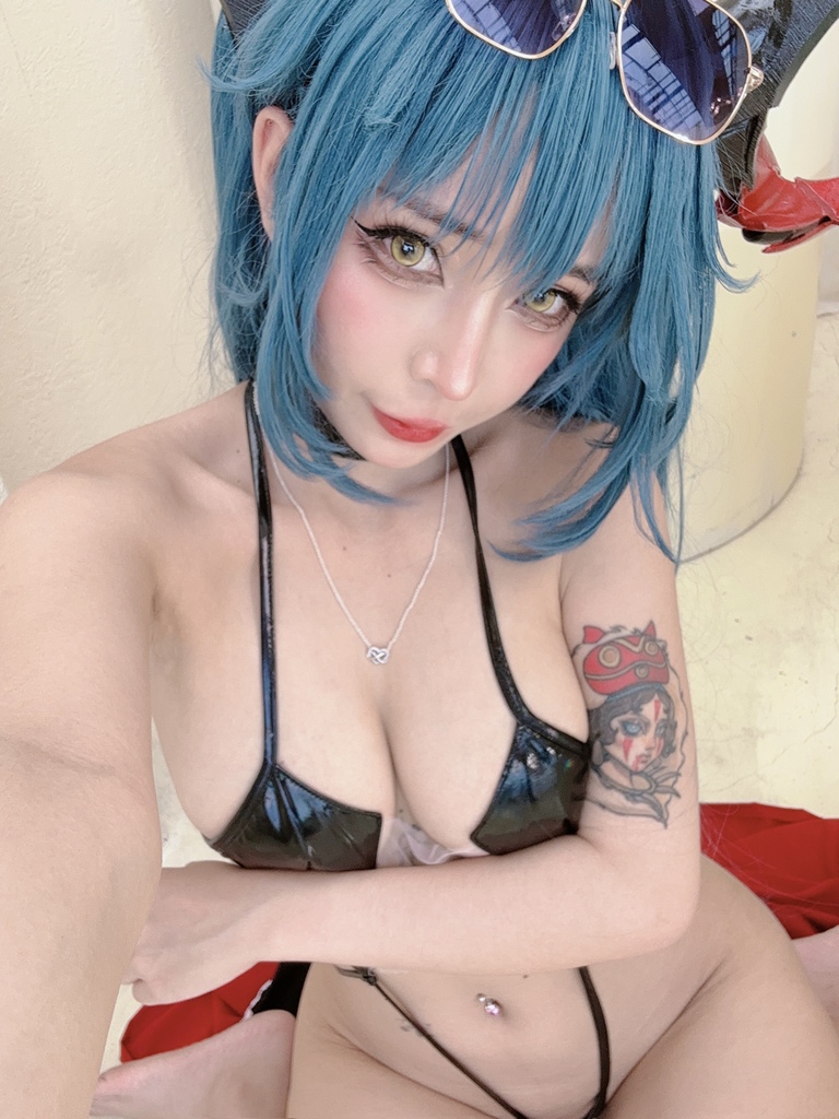 Umeko J – Regensburg Bikini (Azur Lane) /mitaku.net/ photo 4-14