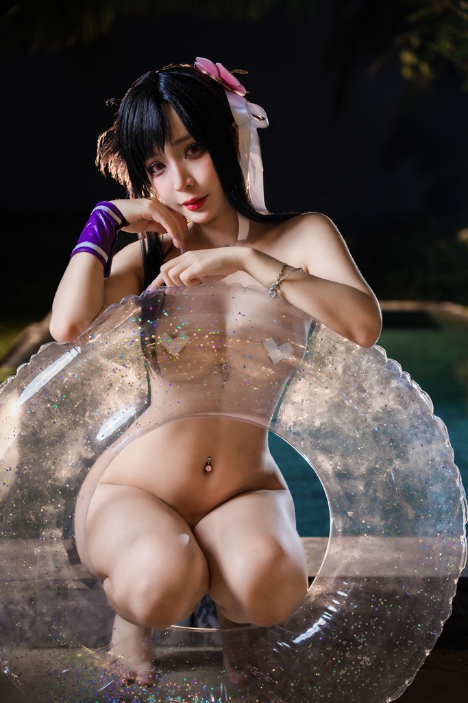 Umeko J – Tifa Swimsuit Sexy Cosplay