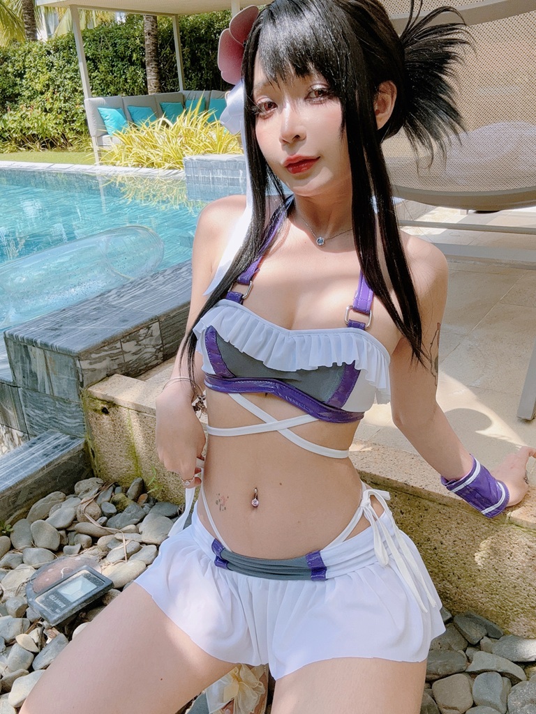 Umeko J – Tifa Swimsuit Sexy Cosplay