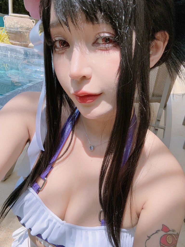 Umeko J – Tifa Swimsuit Sexy Cosplay