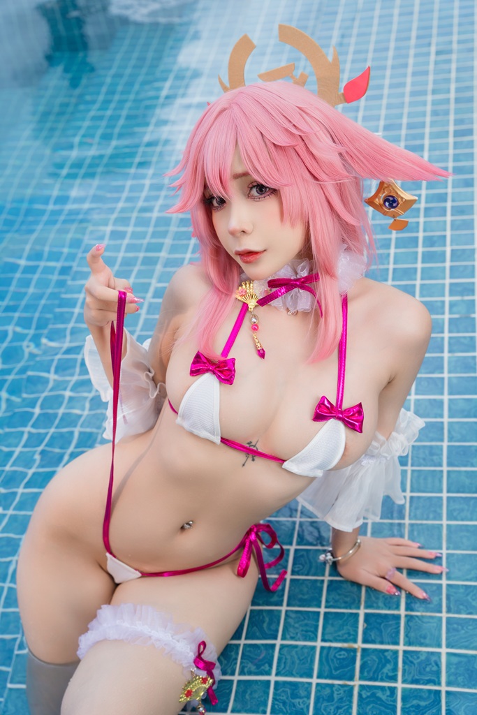 Umeko J - Yae Miko Bikini - Mitaku photo 3-1