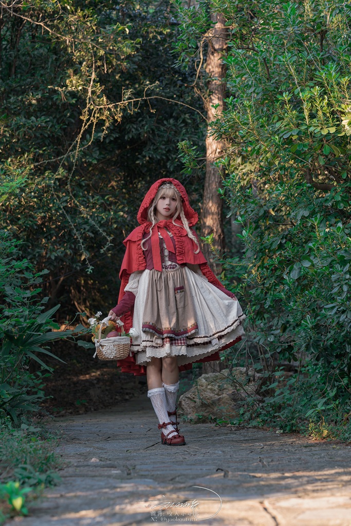 Yaokoututu 咬人小小兔 - Little Red Riding Hood - Mitaku photo 1-9