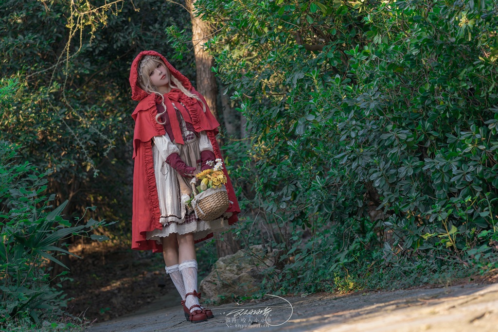 Yaokoututu 咬人小小兔 - Little Red Riding Hood - Mitaku photo 1-10