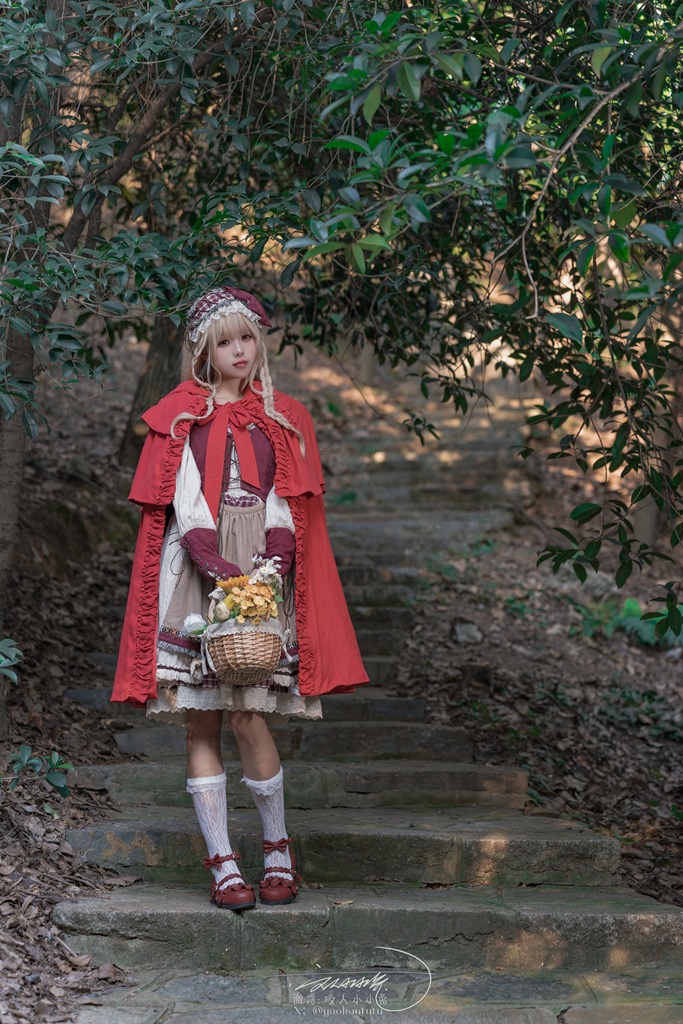 Yaokoututu 咬人小小兔 - Little Red Riding Hood - Mitaku photo 1-1