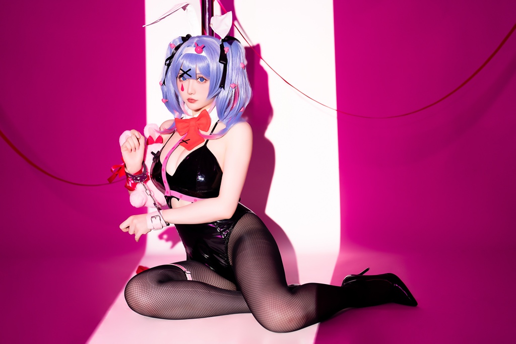 Hoshilily 星之迟迟 – Hatsune Miku Rabbit Hole Sexy Cosplay