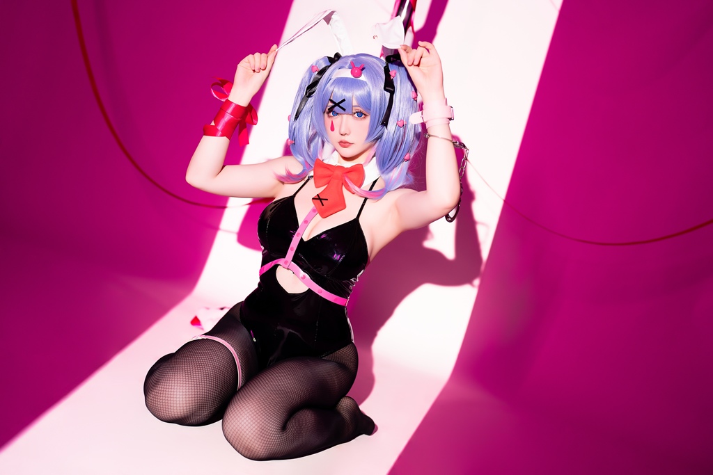 Hoshilily 星之迟迟 – Hatsune Miku Rabbit Hole Sexy Cosplay