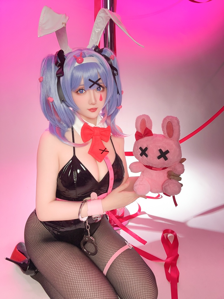 Hoshilily 星之迟迟 – Hatsune Miku Rabbit Hole Sexy Cosplay