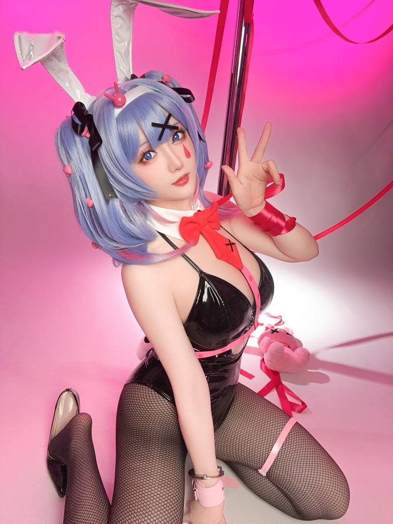 Hoshilily 星之迟迟 – Hatsune Miku Rabbit Hole Sexy Cosplay