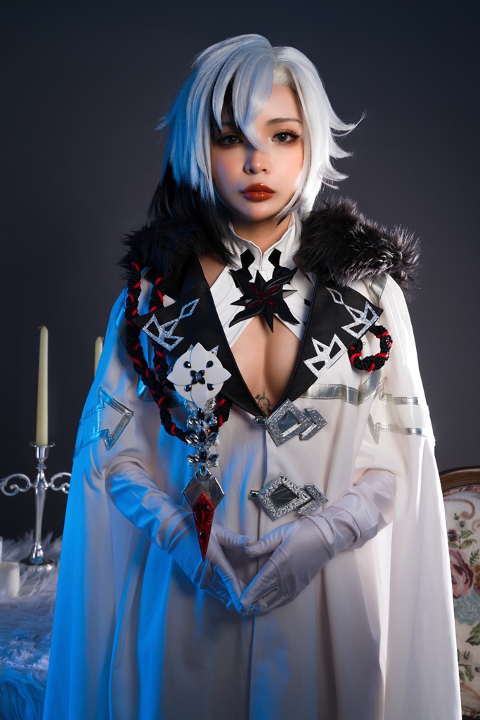 Umeko J – Arlecchino Sexy Cosplay