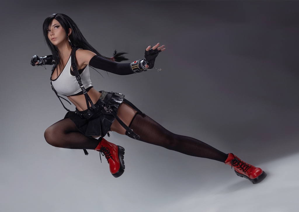 Oichi – Tifa Sexy Cosplay