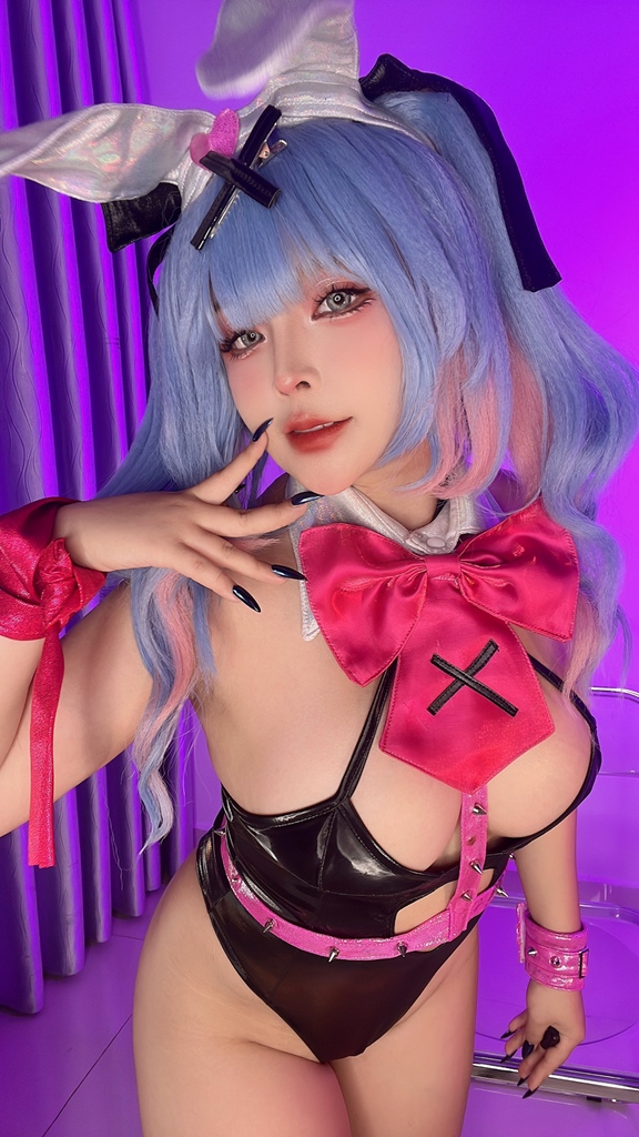 Sayo Momo – Hatsune Miku Rabbit Hole Sexy Cosplay