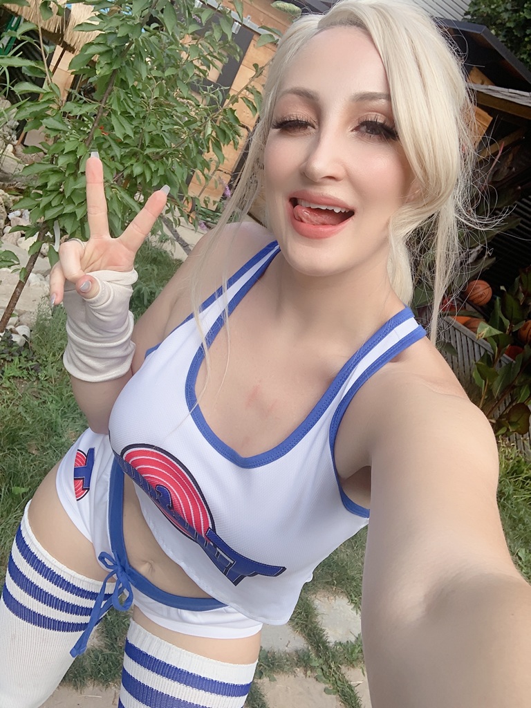 Holly Wolf - Lola Bunny - Mitaku photo 1-15